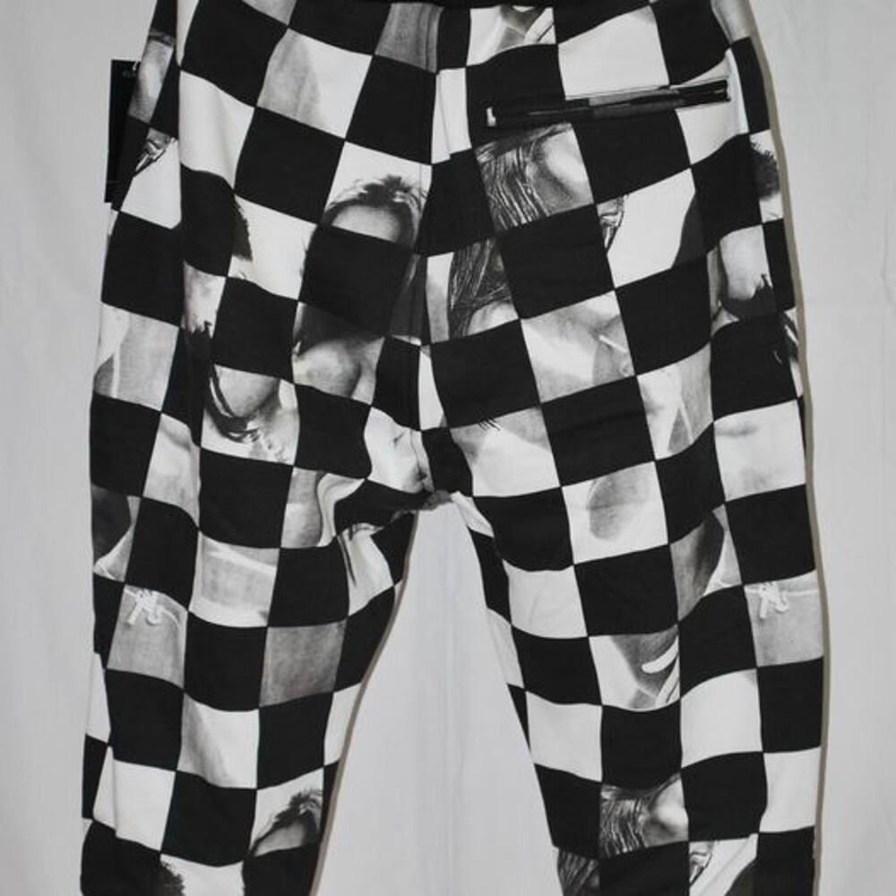 NWT LG Mens Jogging Shorts - Fleece - Rocawear